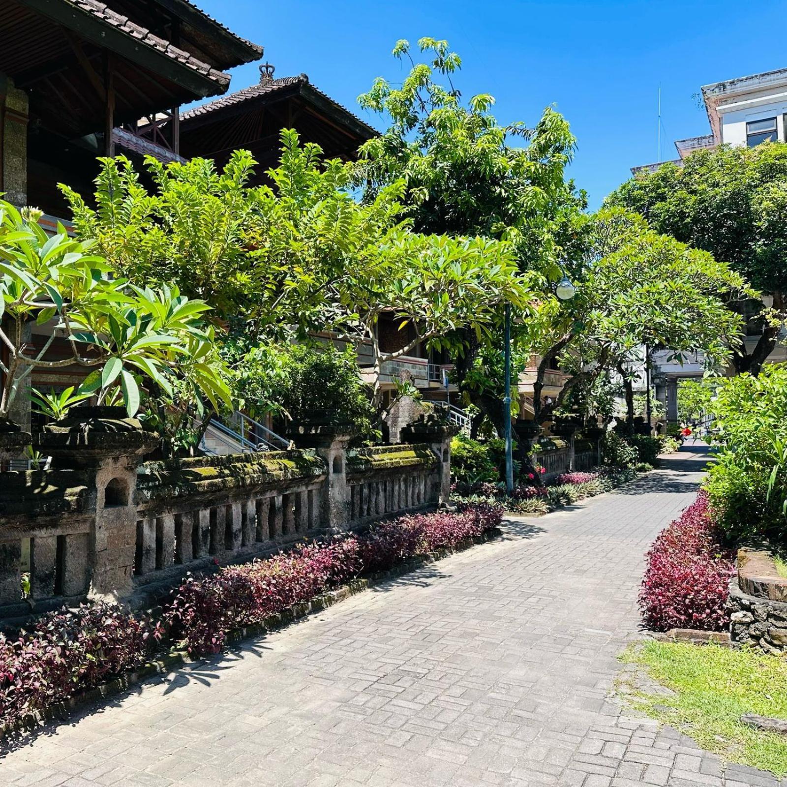 Melasti Kuta Bungalows & Spa Extérieur photo
